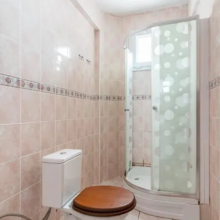 A Triplex With Overlooking The Sea מלון Giris
