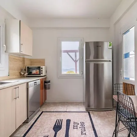 A Triplex With Overlooking The Sea *