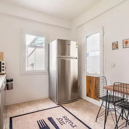 A Triplex With Overlooking The Sea מלון Giris